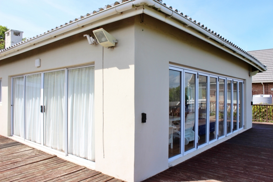 4 Bedroom Property for Sale in East Bank Eastern Cape